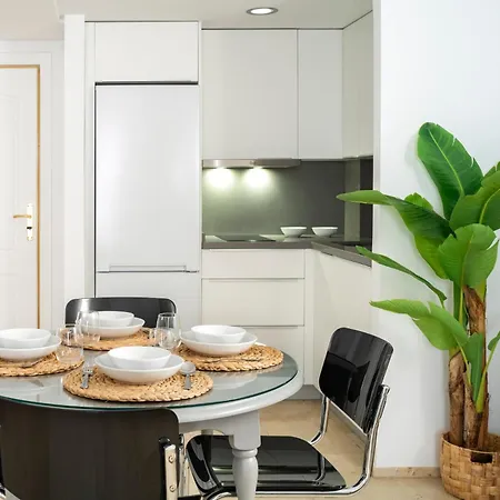 Santa Justa Suite Apartment II Seville Exterior photo