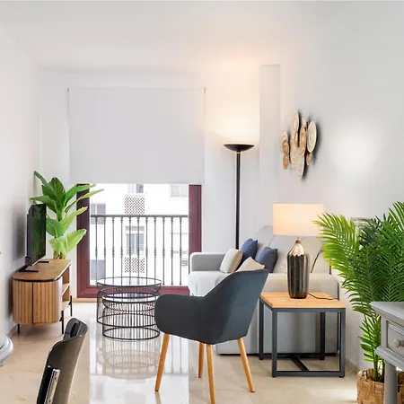 Santa Justa Suite Apartment II Seville Exterior photo